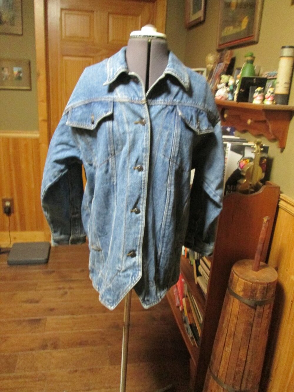 Vtg 80s Grunge oversize Jordache Jean Jacket S/M washed out denim